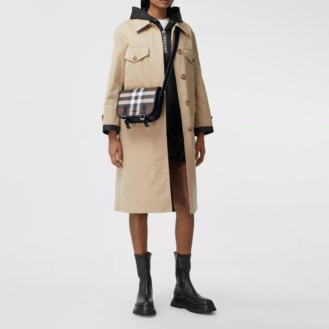 【BURBERRY】バーバリー チェック レザーメッセンジャーバッグ