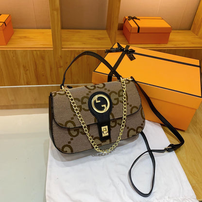 グッチ GGマーモントチェーンショルダーバッグ