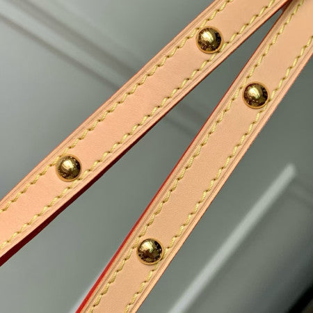 LV オンザゴー MM M13189 35 x 27 x 14 cm