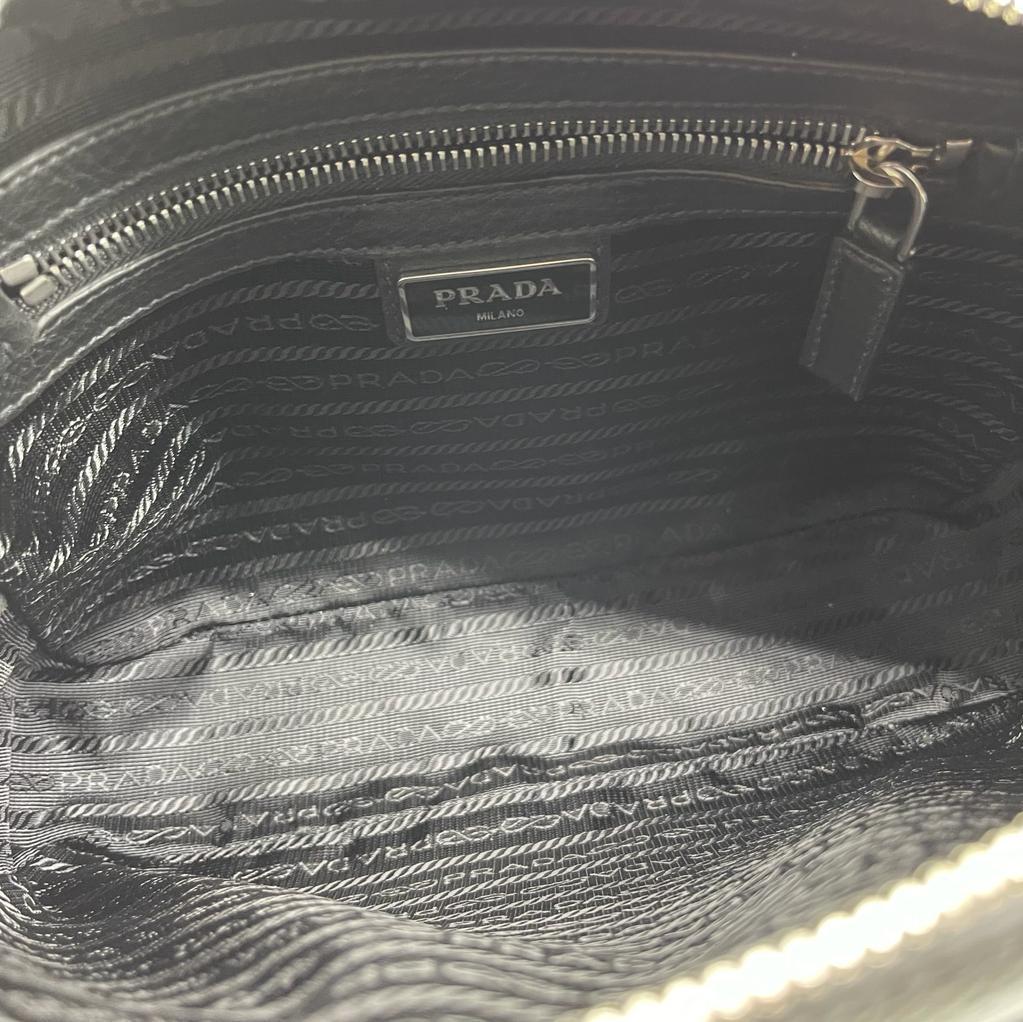 PRADA★プラダ★レザーショルダーバッグ