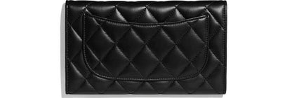 クラシックフラップ財布