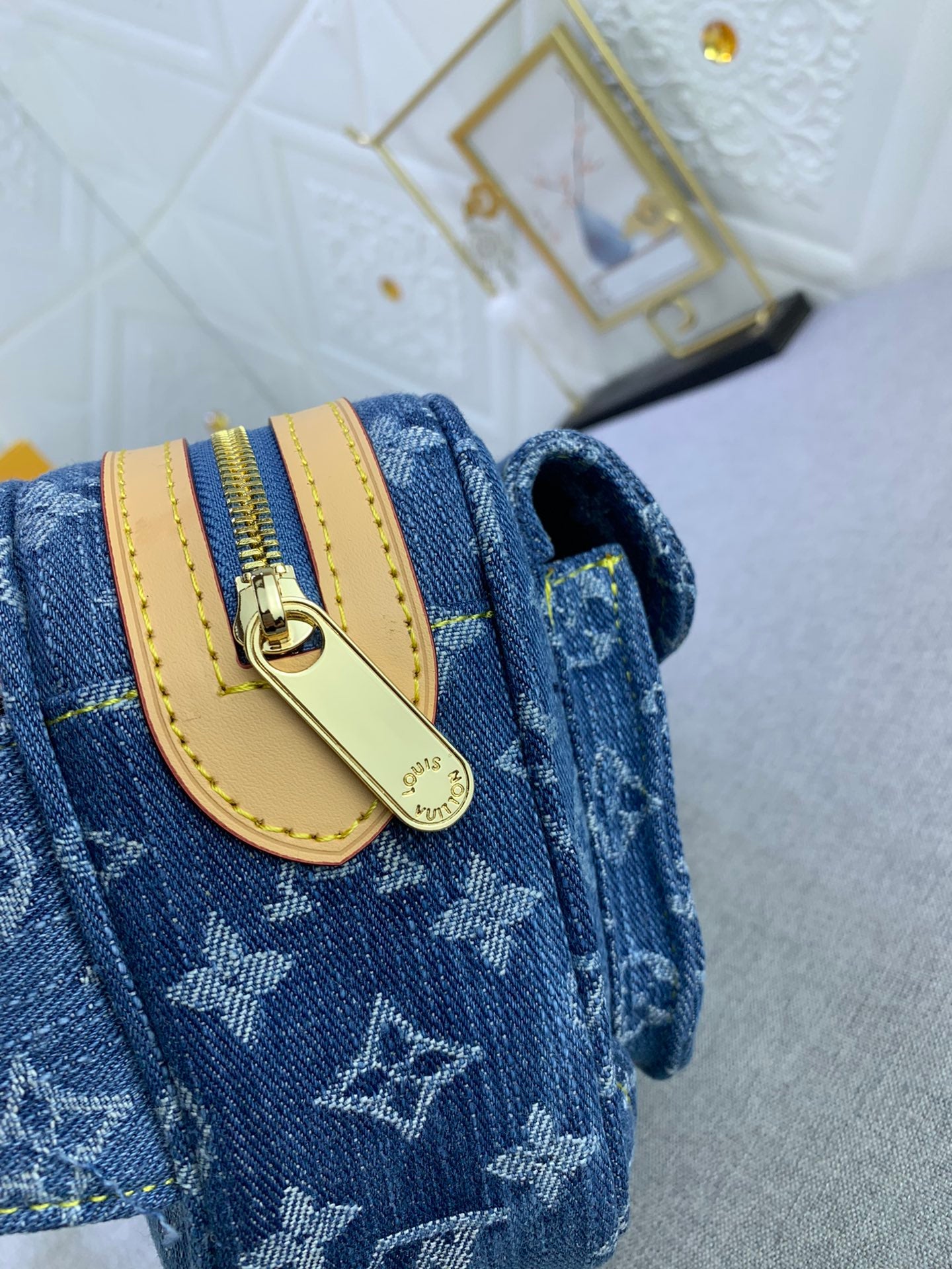 LouisVuitton モデニムベルトバッグ M95347