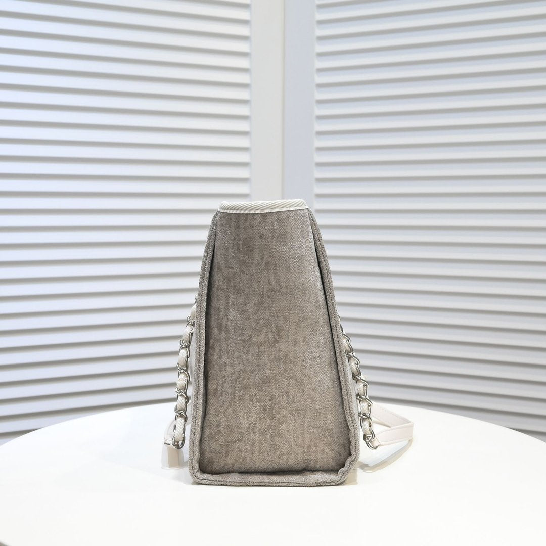 【Chanel 】【シャネル】トートバッグ 34x26x17 cm