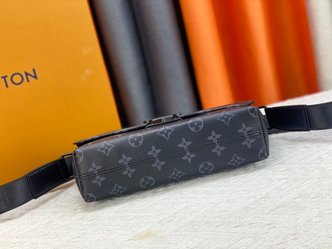 【人気】LV S-Cape モノグラムメッセンジャーバッグ ショルダー M46794 M23741