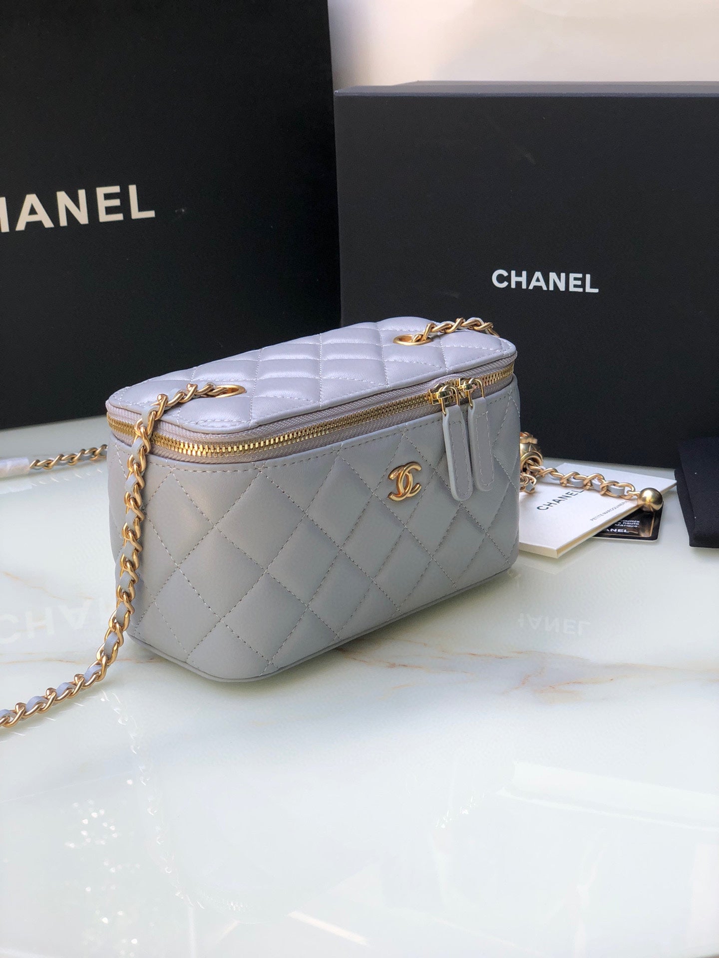 Chanel Classic Vanity 22C Bag with Chain AP2303