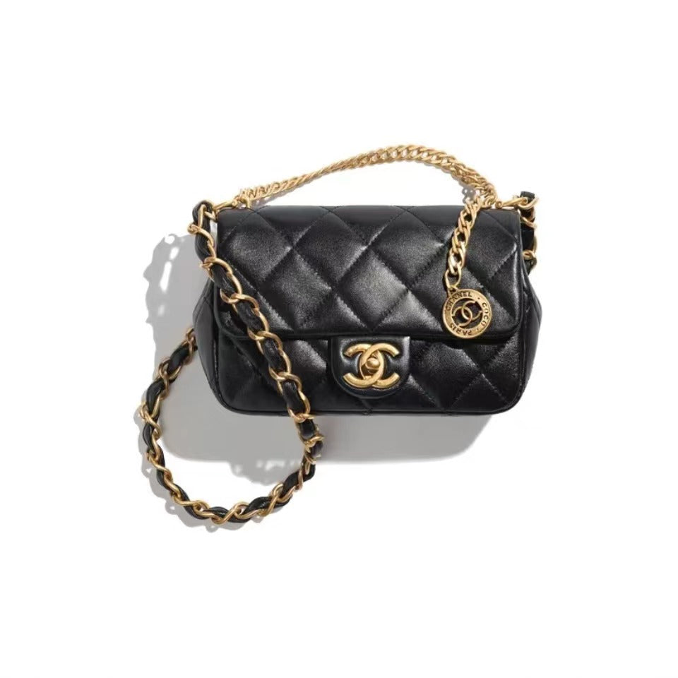 CHANEL (シャネル)メッセンジャーバッグ 20*7*15cm