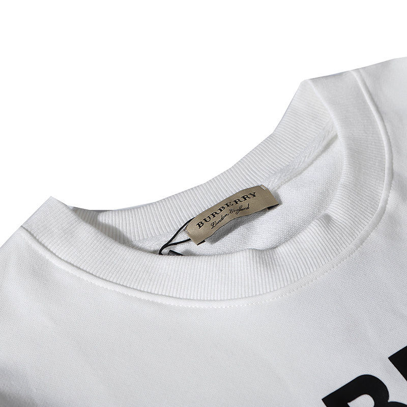 【BURBERRY】男女兼用 ご好評に付き再入荷！