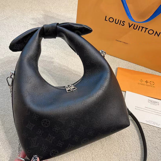 L&v WHY KNOT 蝶ネクタイ型トートバッグ