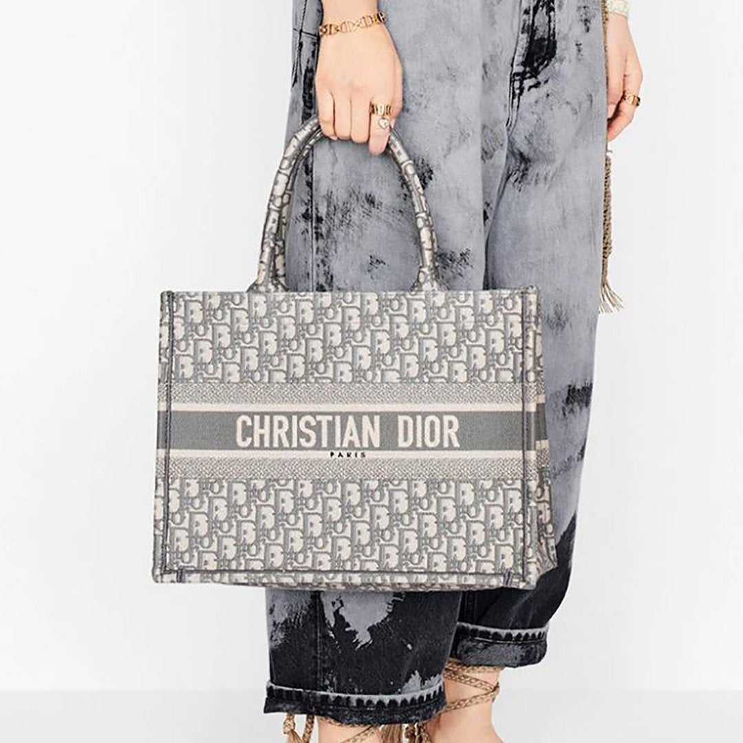 【DIOR】BOOK TOTE BAG 新木優子同項 セレブ芸能人御用達・国内発 Diorキャンバスブックトートバッグ