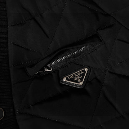 【PRADA旗艦店】プラダ ダウンジャケット ご好評に付き再入荷！
