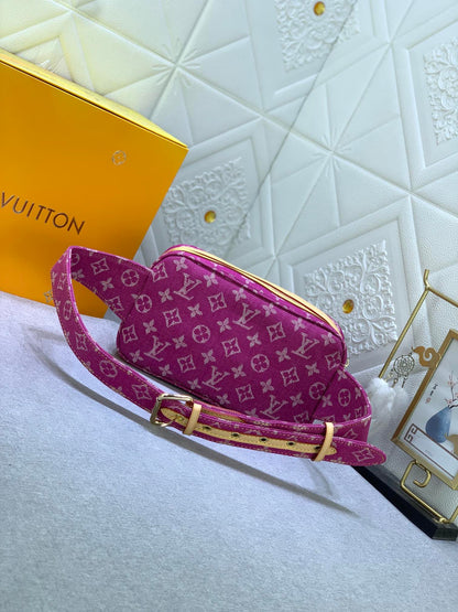 LouisVuitton モデニムベルトバッグ M95347