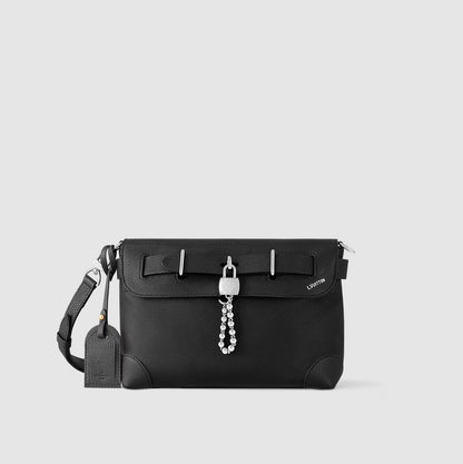 【24FW/シックでかっこいい★】LouisVuitton ショルダーバッグ