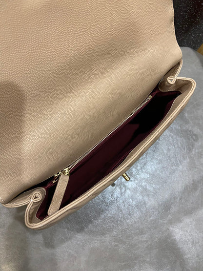 Chanel Cowhide handbag 92991