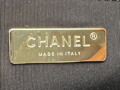 CHANEL 19 HANDBAG AS1161
