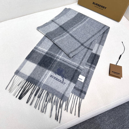 【BURBERRY バーバリー】スカーフ30*180CM 241108