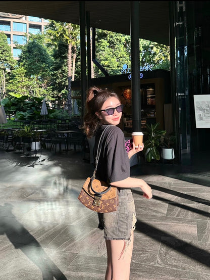 L&V ハンドバッグ スカラップデザイン