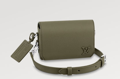 高機能でおしゃれ♪【LOUISVUITTON】ミニショルダーバッグ