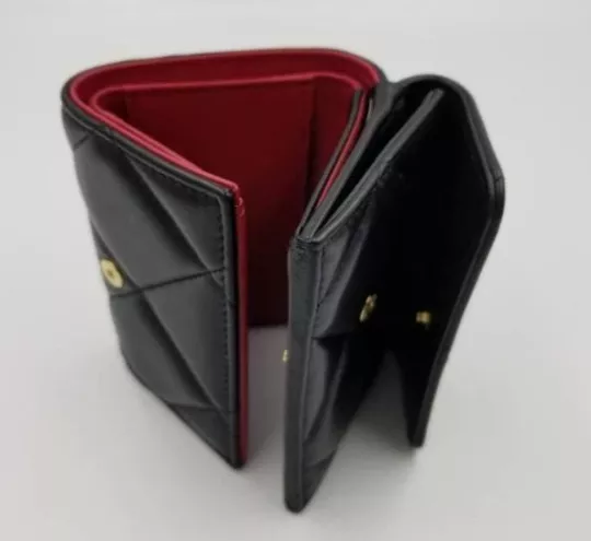 【シャネル】すぐ届く∞国内発■19 スモール フラップ ウォレット