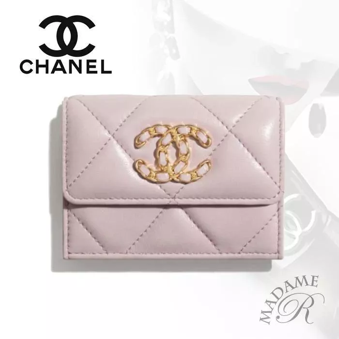 【シャネル】すぐ届く∞国内発■19 スモール フラップ ウォレット