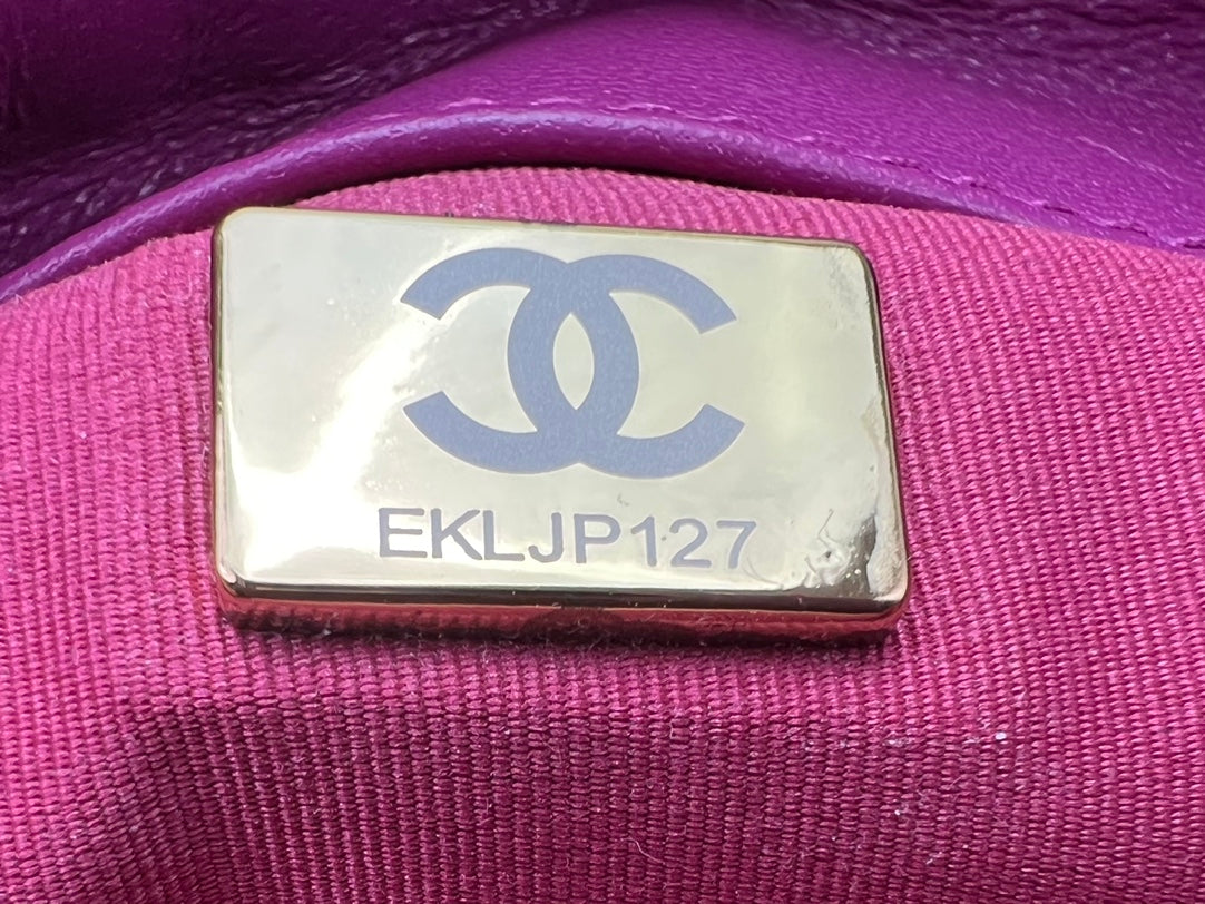 CHANEL 19 LARGE HANDBAG AS1161