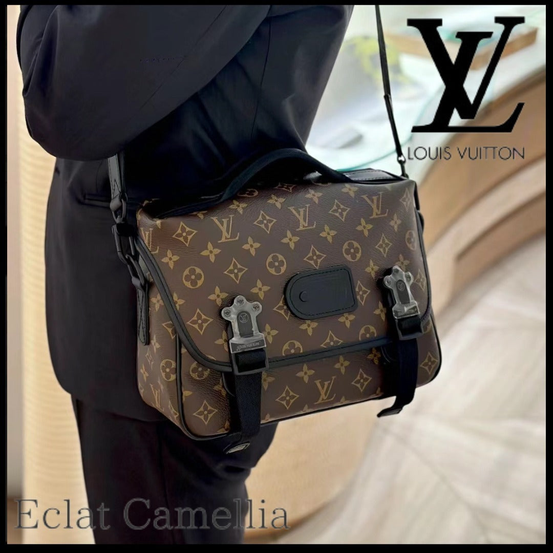 新作*LV*大容量トレイルメッセンジャーモノグラムバッグ M46972