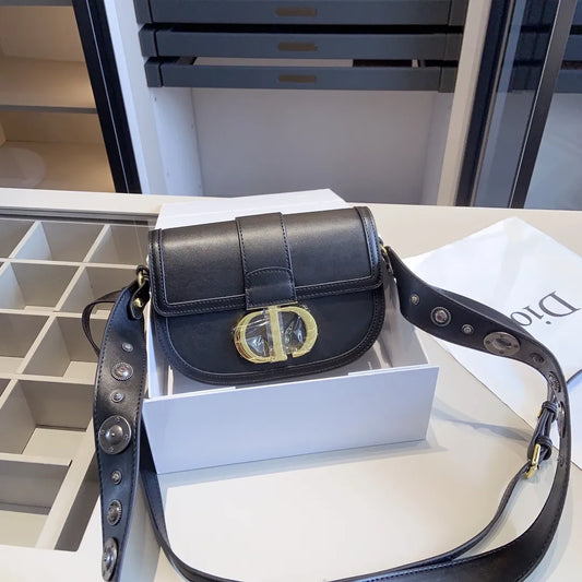 【DIOR】ディオール2023夏の新作発表ショルダーバッグ