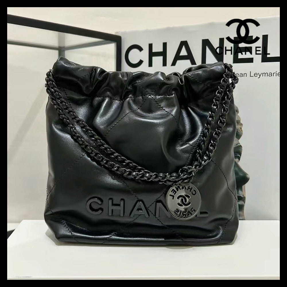 【大人気♪新作】CHANEL★22 ミニハンドバッグ オールブラック