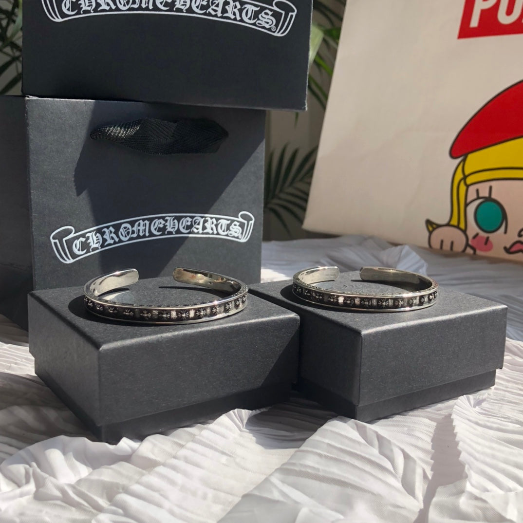 Chrome Hearts(クロムハーツ)男女共に愛されるブレスレット