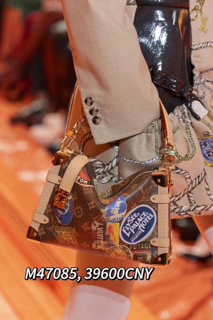 L&V ハンドバッグ ボックスレザーボーダー 落書き