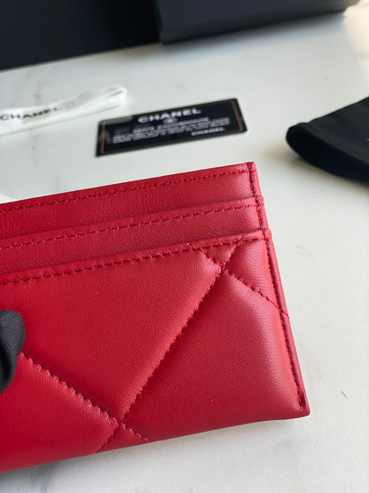 CHANEL 19 CARD HODLER AP1167