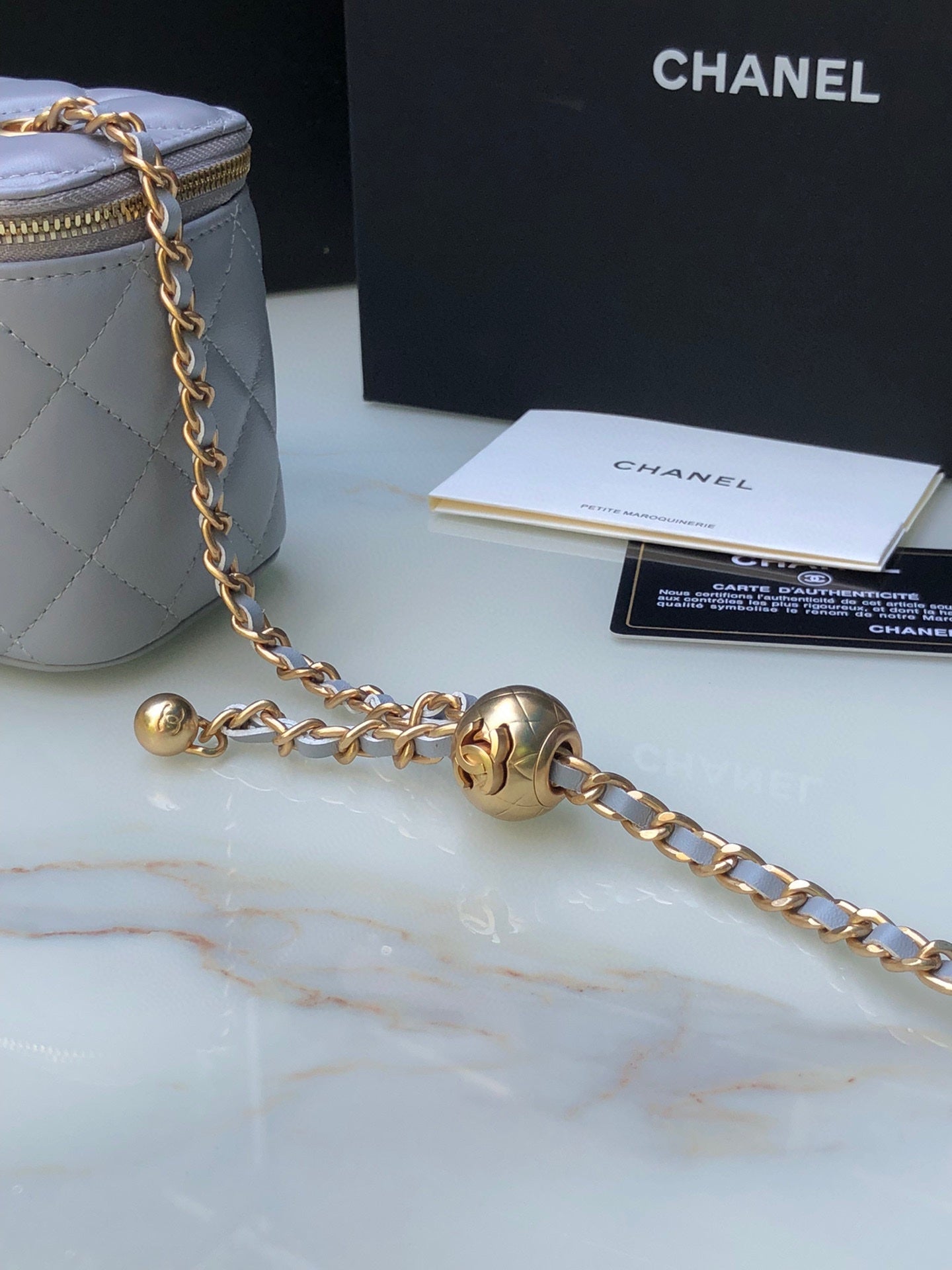 Chanel Classic Vanity 22C Bag with Chain AP2303