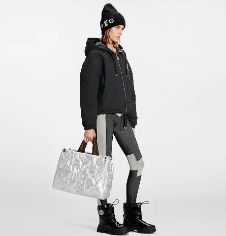 Louis Vuitton オンザゴー GM 2way　トート　バッグ