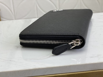 PRADA(プラダ) 財布 21x12cm