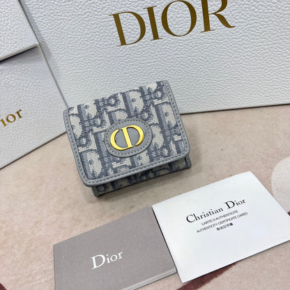 【限定】DIOR❤️30 Montaigneショートウォレット 免税