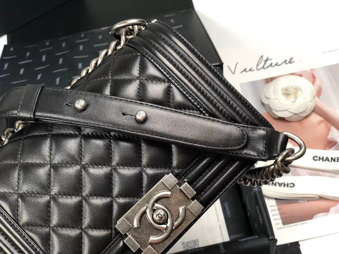 Chanel BOY CHANEL Small A67085