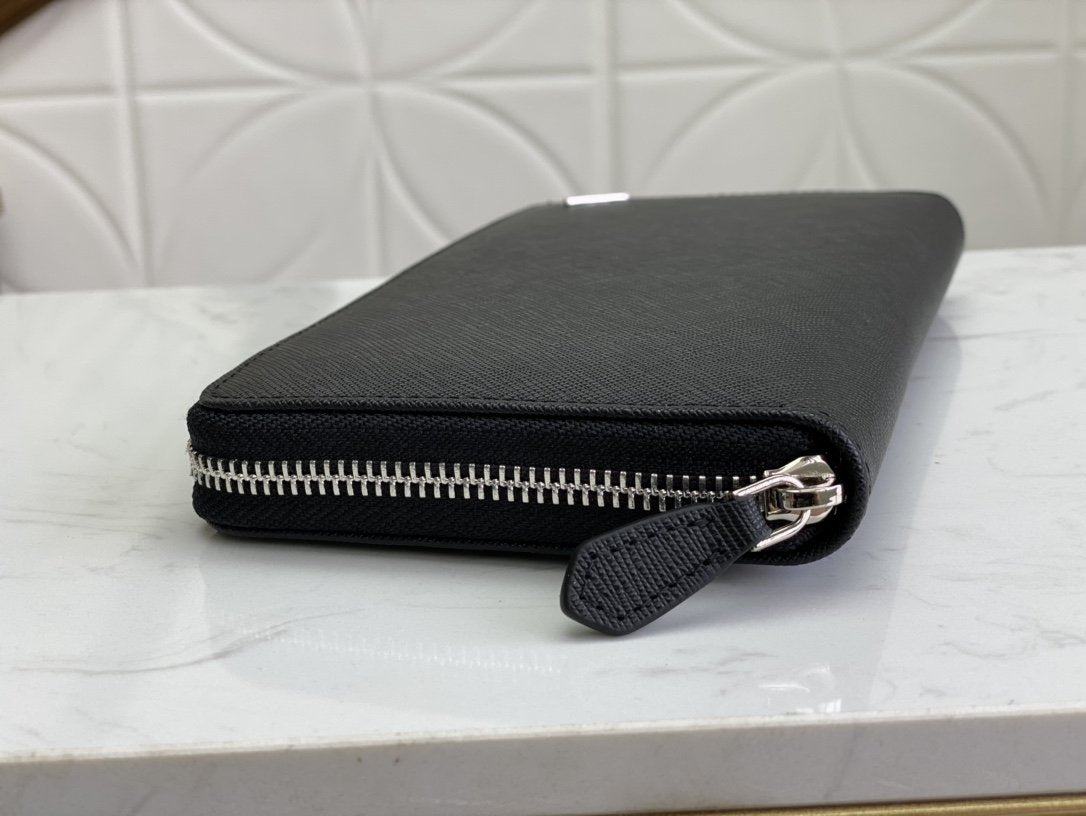 PRADA(プラダ) 財布 21x12cm