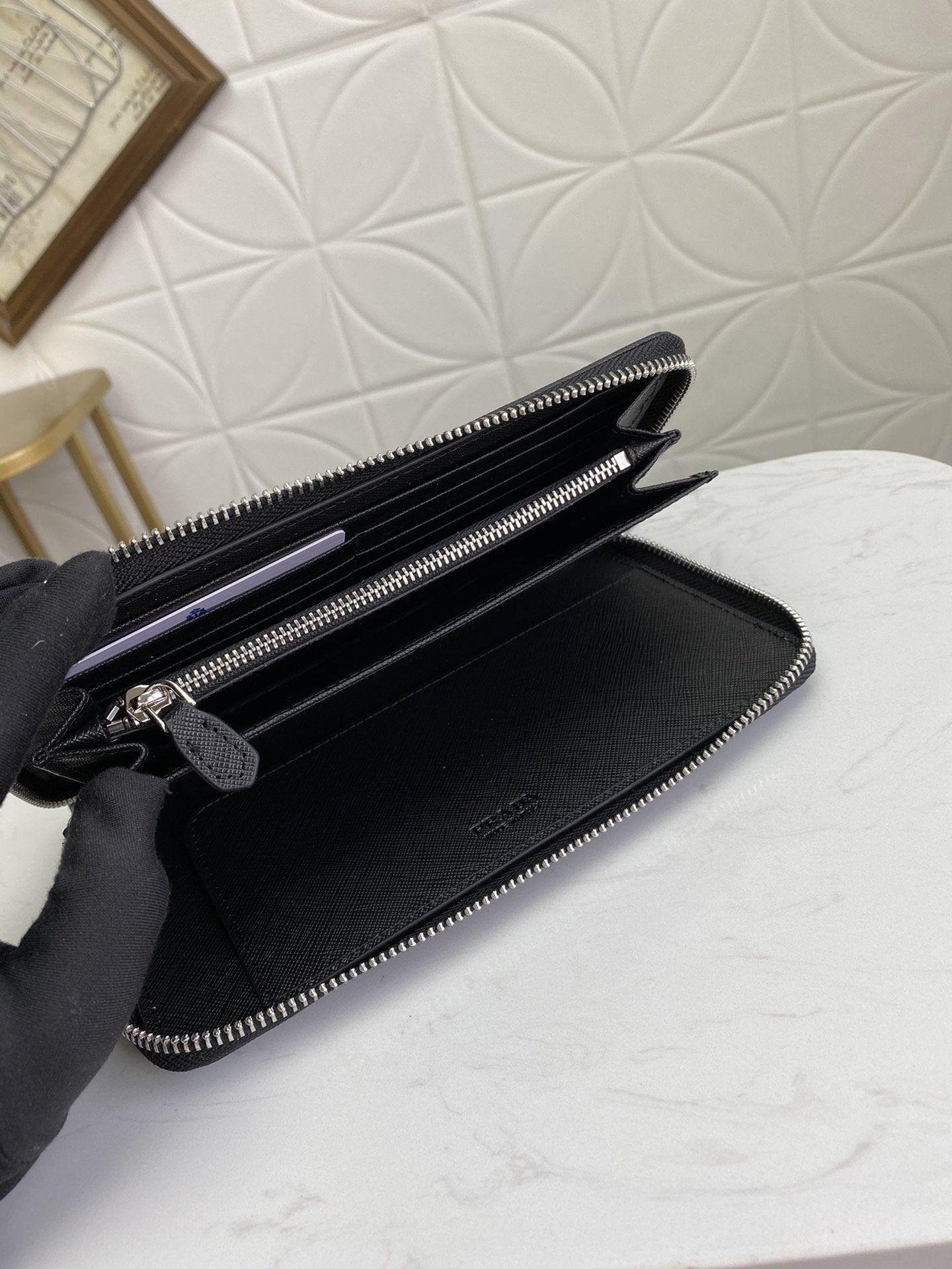 PRADA(プラダ) 財布 21x12cm