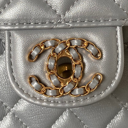 Chanel❄️24C 🔅AS4362 diamond letter handle mini CF