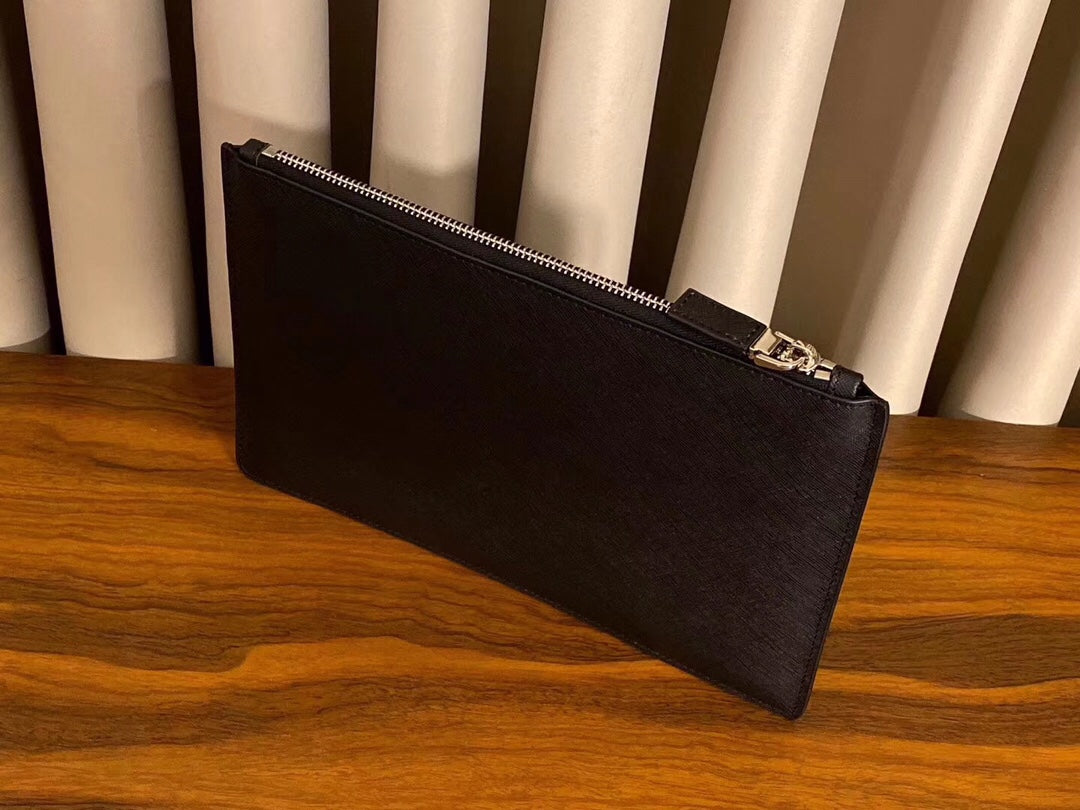 【PRADA 公式旗艦店】プラダ クラッチバッグ 当日出荷 好評に付き再入荷！28*10CM