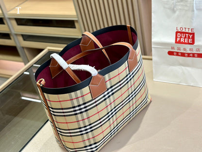 Burberry キャンバストートバッグ ストライプ柄 大容量 35*29cm