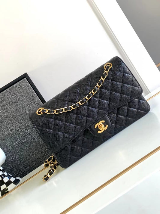 Chanel Flap Bag Carviar Leather Black Medium 1112
