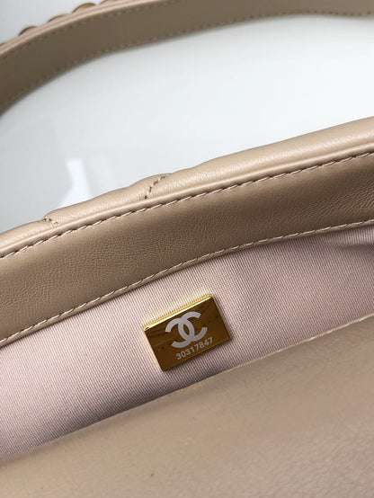 Chanel 19 small 1160