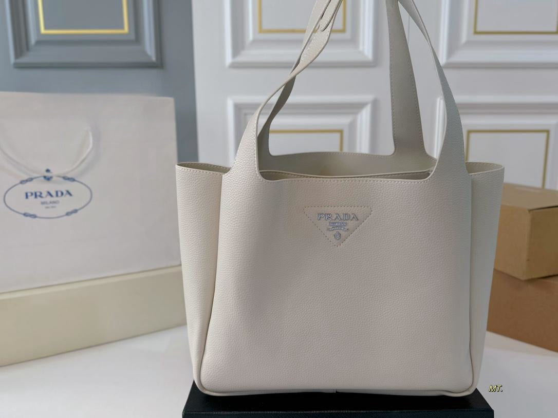 【PRADA 公式 旗艦店】プラダ ハンドバッグ 当日出荷 好評に付き再入荷！31*26CM 240719