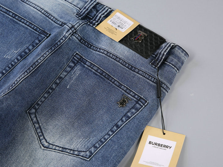 Burberry バーバリー ジーンズ