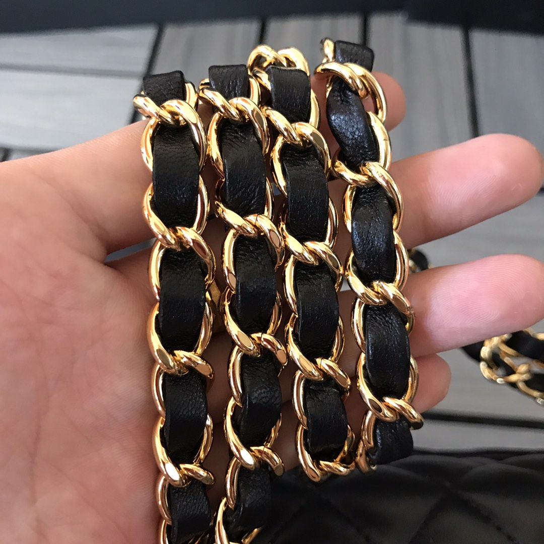 Chanel Flap Bag black 1112