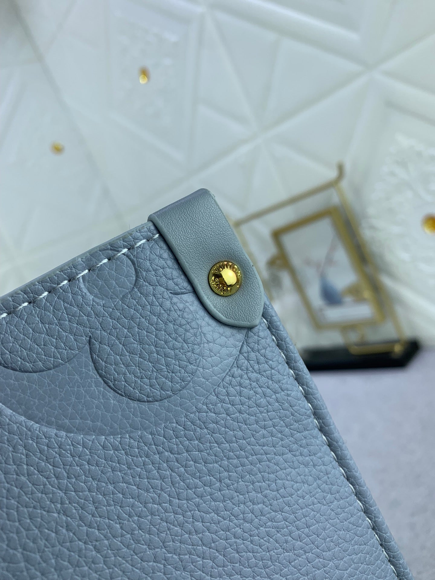 Louis Vuitton(ルイヴィトン) ONTHEGO ミディアム ハンドバッグ