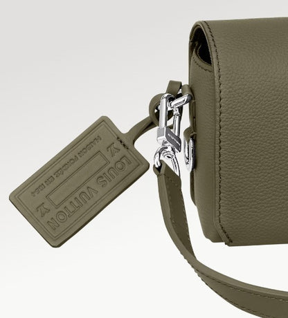 高機能でおしゃれ♪【LOUISVUITTON】ミニショルダーバッグ