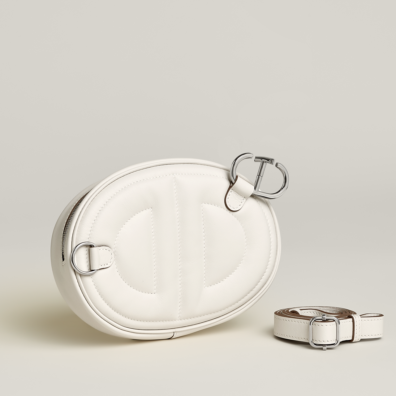 In-the-Loop ツートーン ベルトバッグ1