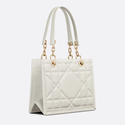 【DIOR】★高級感漂うデザイン★DIOR ESSENTIAL ミディアムトートバック