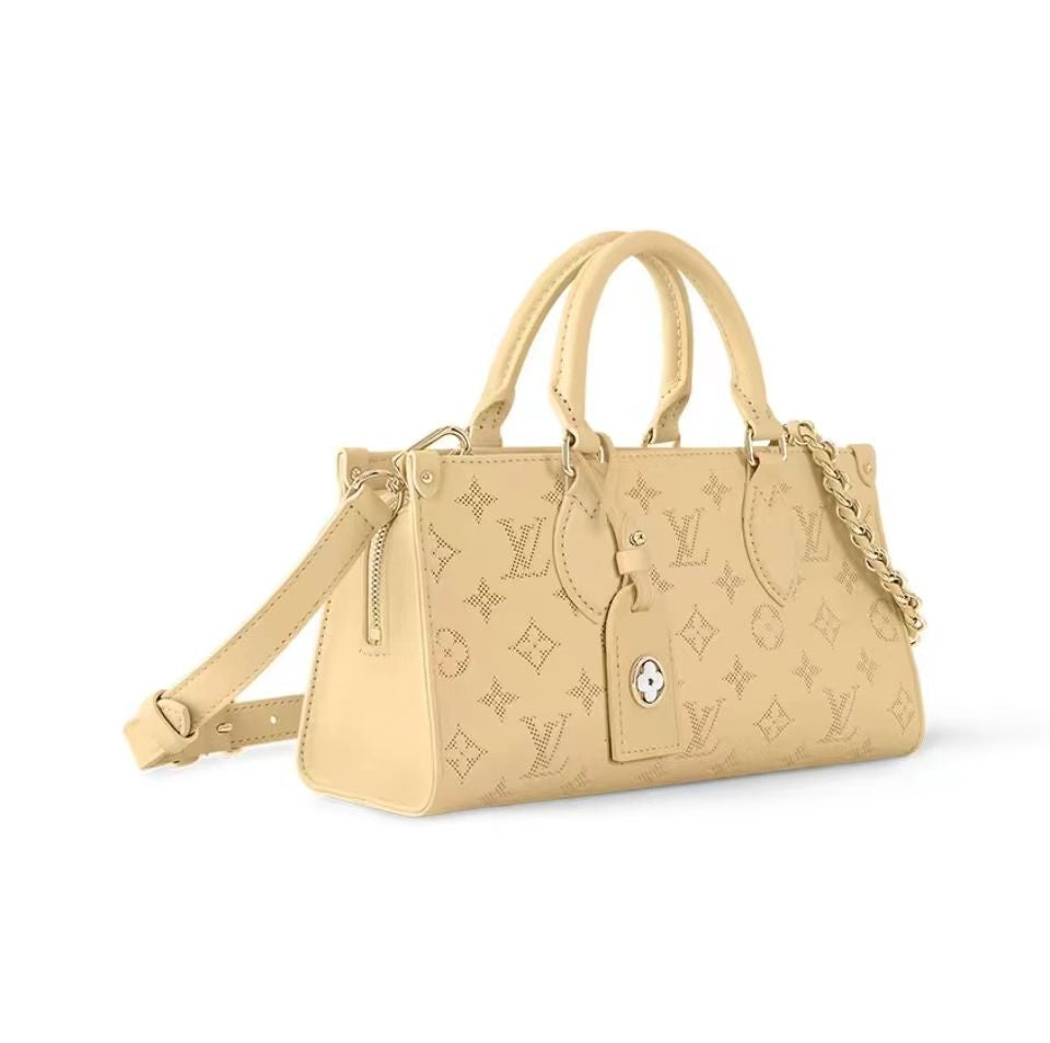 【LOUIS VUITTON】ルイ・ヴィトン★ONTHEGO EAST WEST★ショルダーバッグ M11273